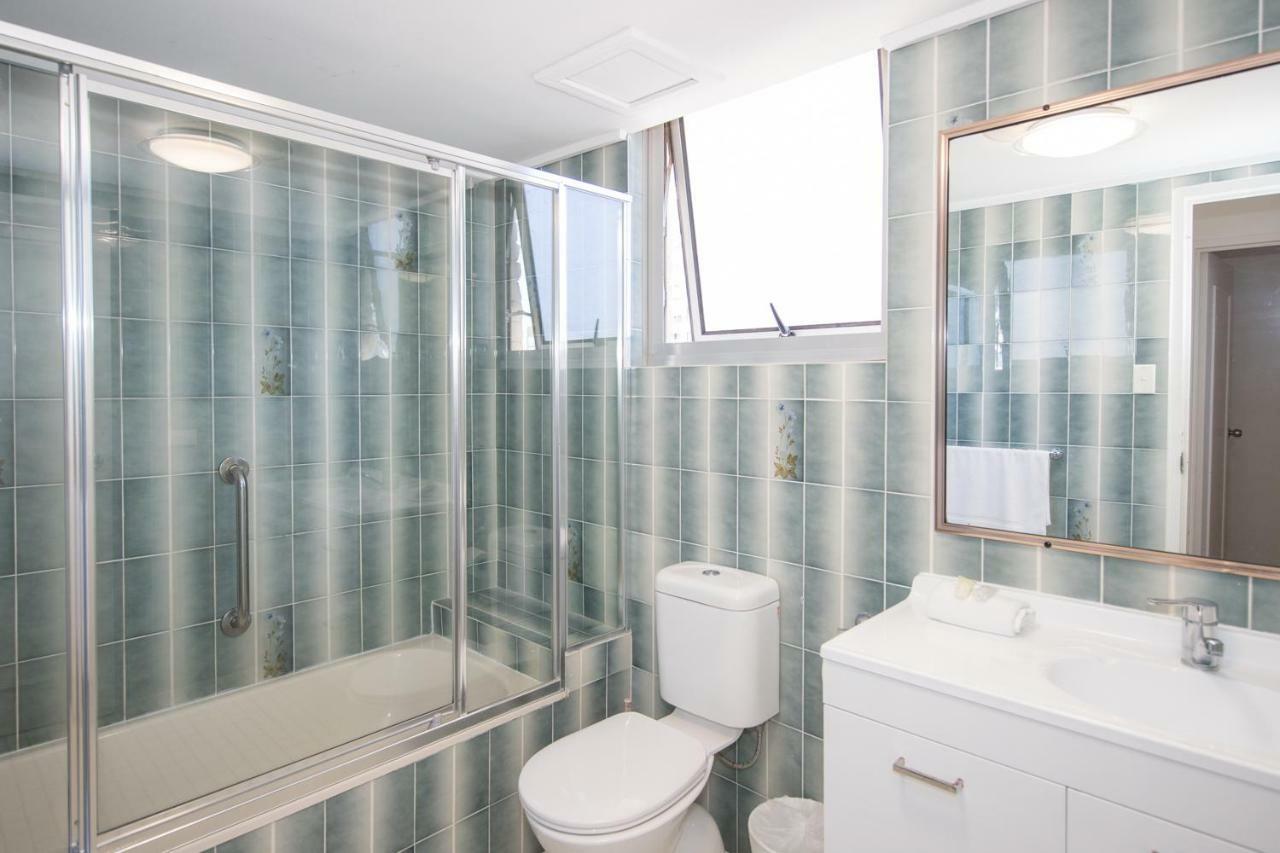 Beachside Tower Apartments Гоулд Коуст Екстериор снимка