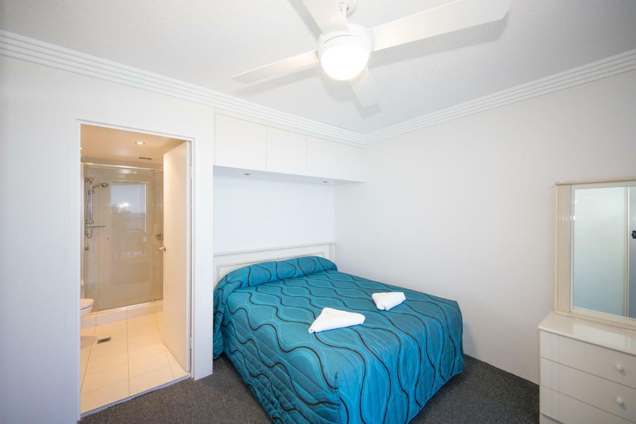 Beachside Tower Apartments Гоулд Коуст Екстериор снимка